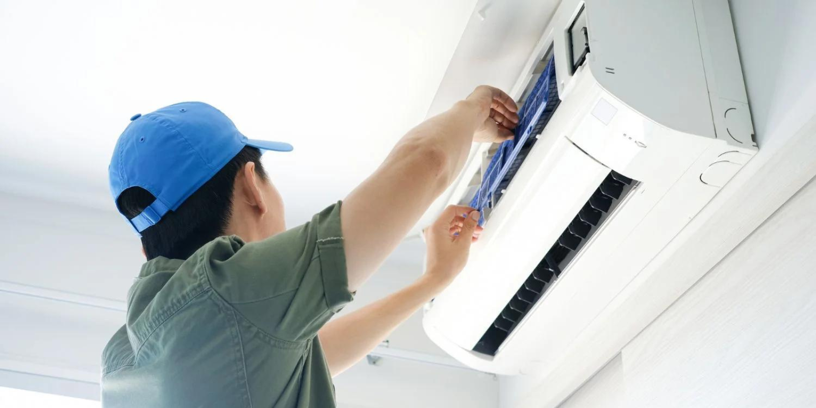 AC-Repair-Service-in-Geeta-Colony-Hellomistri.